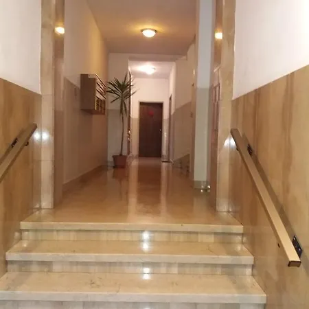 בית הארחה Natalia *